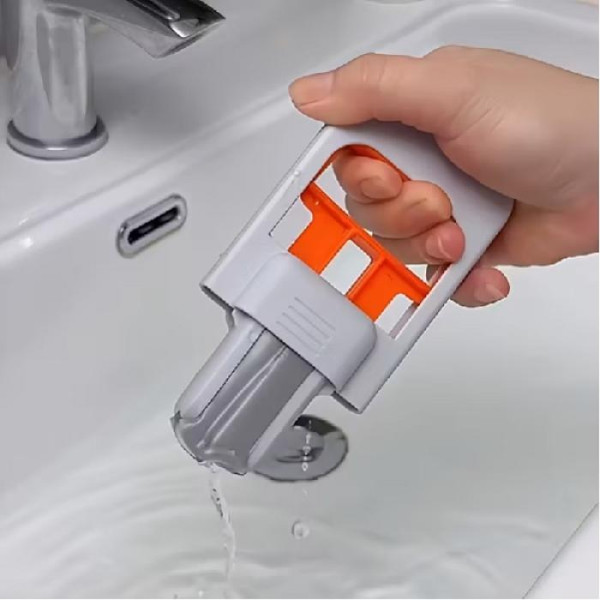 Multifunctional Foldable Mini Mop